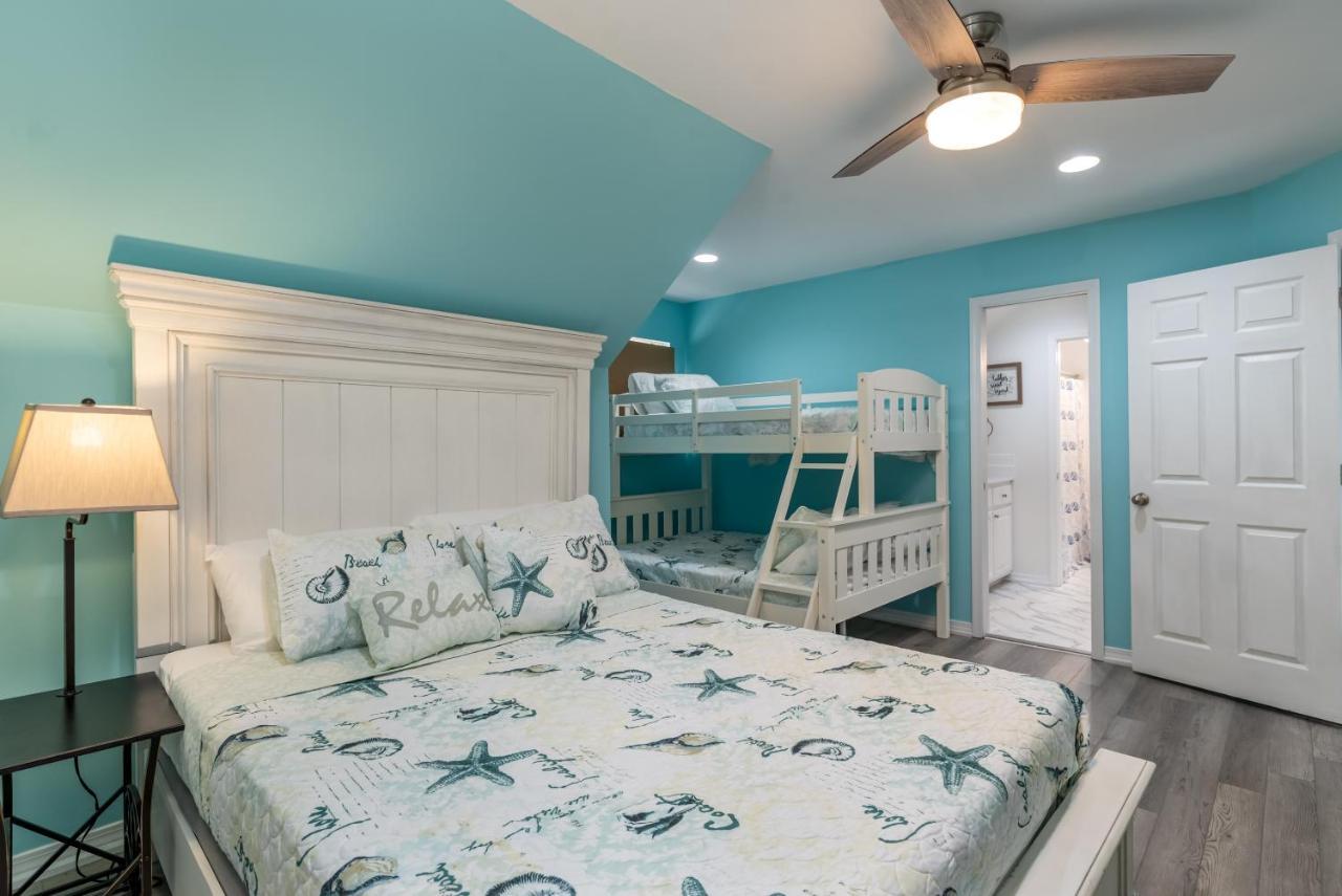 Strand Castle - Gulf Front! An Ideal Layout With Game Room, Small Private Pool, And Roof Top Crow'S Nest! Home Dauphin Island Buitenkant foto