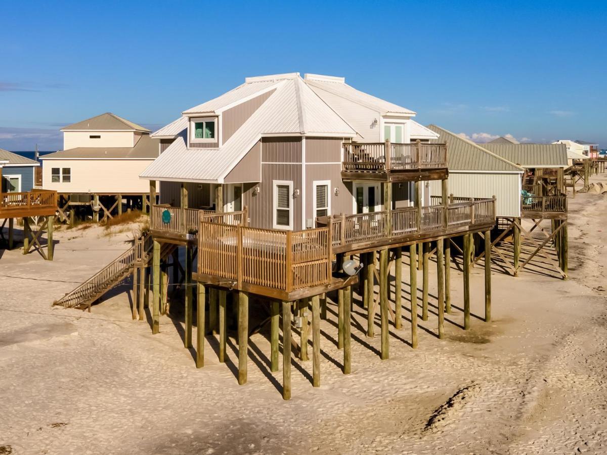 Strand Castle - Gulf Front! An Ideal Layout With Game Room, Small Private Pool, And Roof Top Crow'S Nest! Home Dauphin Island Buitenkant foto